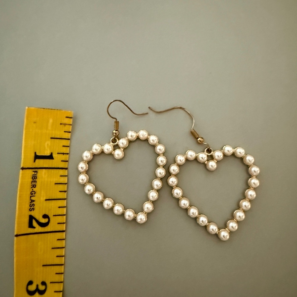 Elegant Heart-Shaped Pearl Earrings